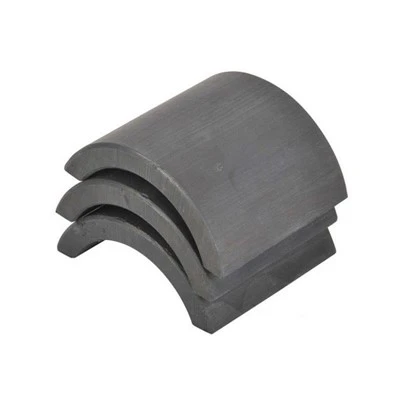 Magnet cu segment de ferită C8